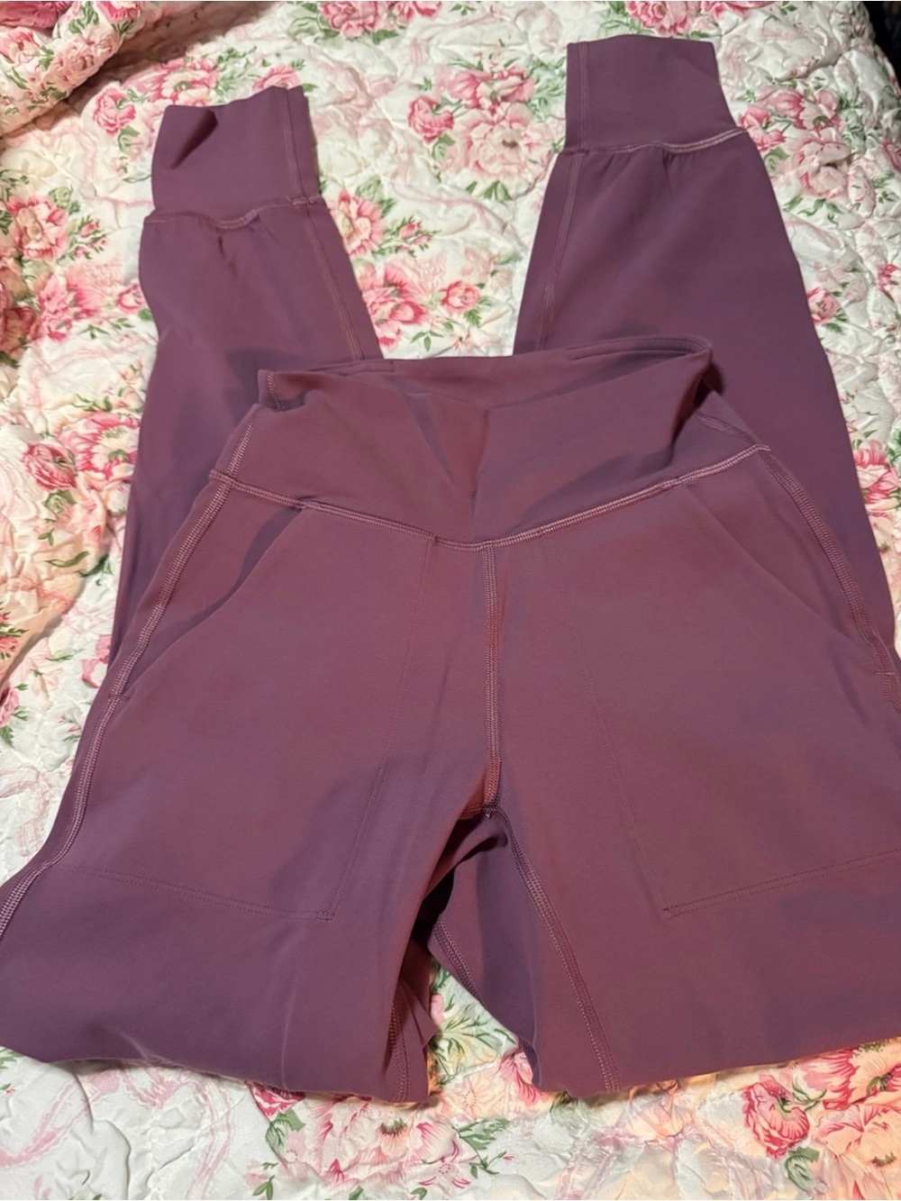 Lululemon Size 0 Align Joggers Purple